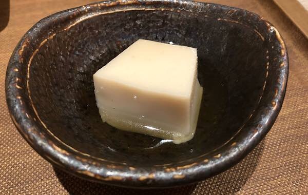アーカラ　ゴマ豆腐